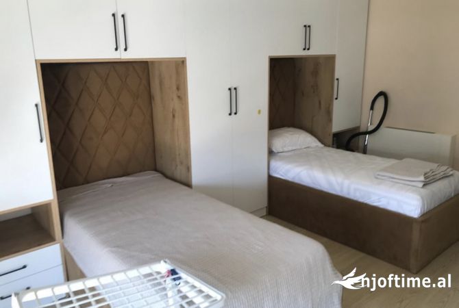 Shtepi me qera Apartament ne Tirane, 2+1, Mobilimi E mobiluar, Pagesa 750  Euro.