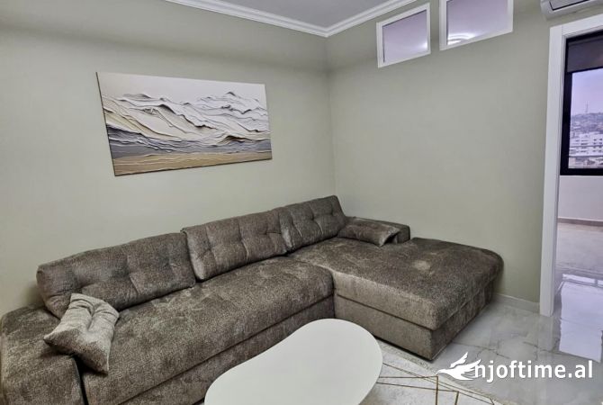 Shtepi me qera 1+1 ne Tirane - 48,000 Leke