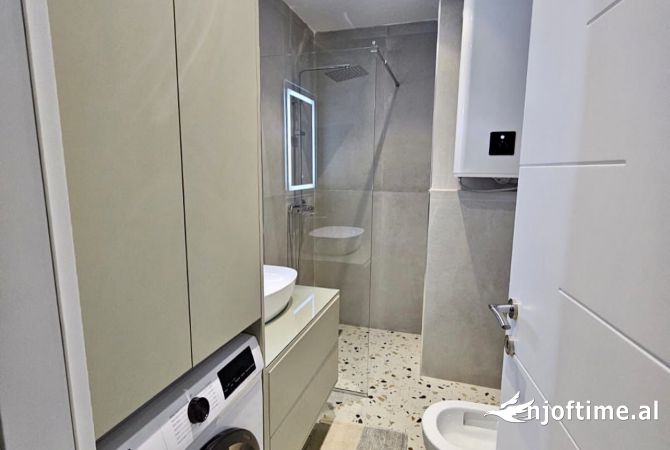 Shtepi me qera Apartament ne Tirane, 1+1, Mobilimi E mobiluar, Pagesa 48,000  Leke.