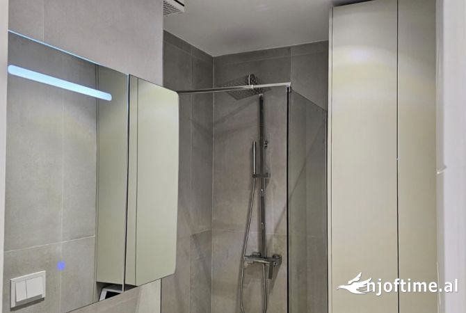 Shtepi me qera Apartament ne Tirane, Garsoniere, Mobilimi E mobiluar, Pagesa 37,000  Leke.