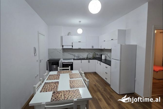 Shtepi me qera 2+1 ne Tirane - 600 Euro