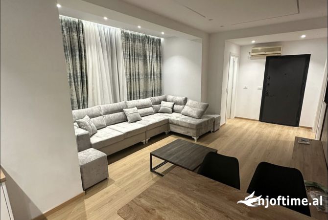 Shtepi me qera 1+1 ne Tirane - 65,000 Leke