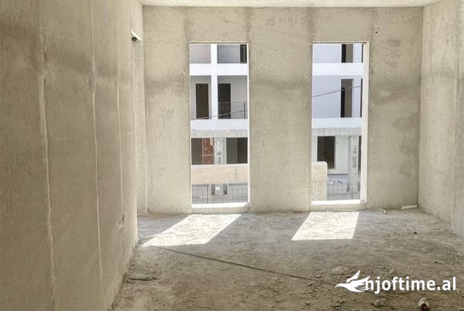 Shtepi ne shitje 2+1 ne Tirane - 94,000 Euro