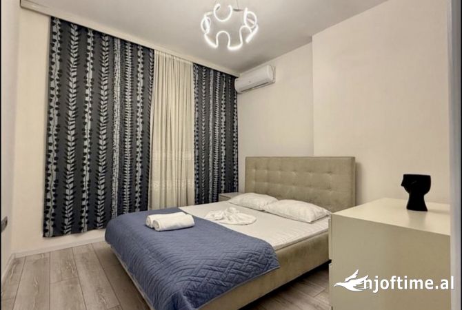 Shtepi me qera Apartament ne Tirane, 2+1, Mobilimi E mobiluar, Pagesa 640  Euro.