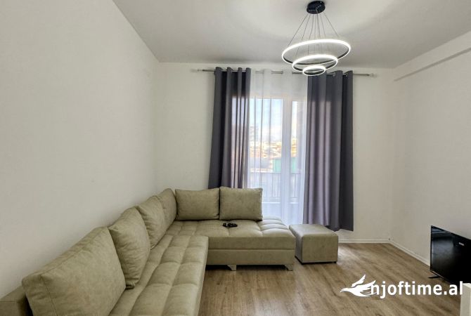Shtepi me qera 2+1 ne Tirane - 500 Euro