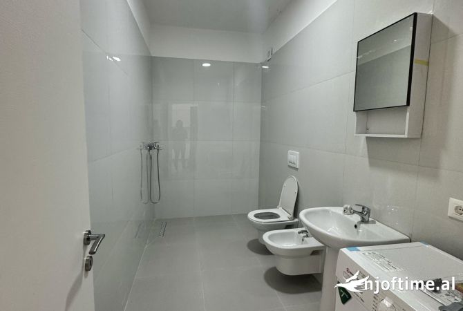 Shtepi me qera Apartament ne Tirane, 1+1, Mobilimi E mobiluar, Pagesa 35,000  Leke.