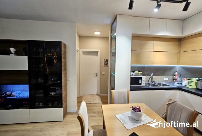 Shtepi ne shitje 2+1 ne Tirane - 240,000 Euro