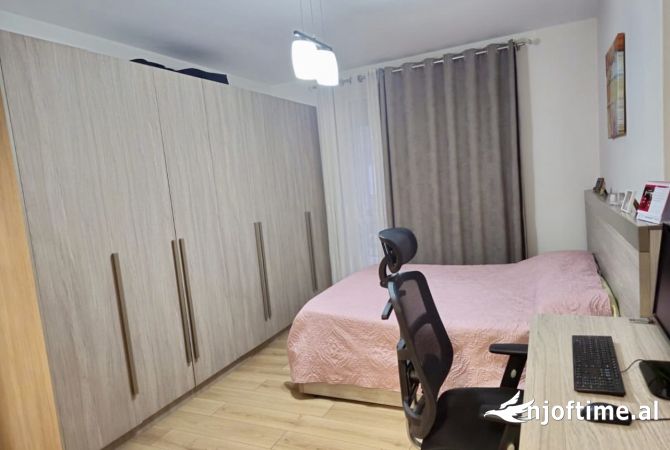 Shtepi ne shitje 2+1 ne Tirane - 240,000 Euro