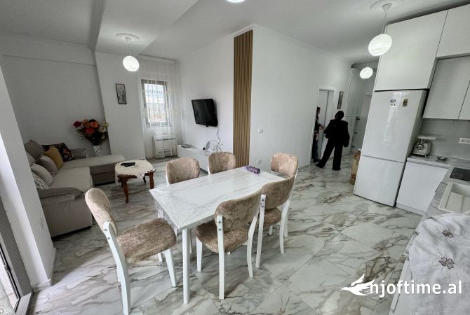 Shtepi me qera 2+1 ne Tirane - 800 Euro