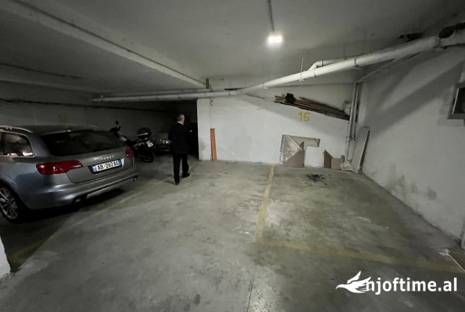 Ambjent biznesi ne shitje 4+1 ne Tirane - 23,000 Euro