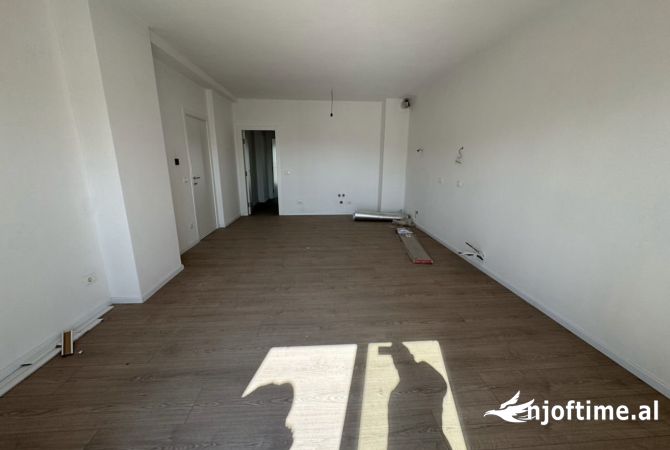 Shtepi me qera 2+1 ne Tirane - 550 Euro