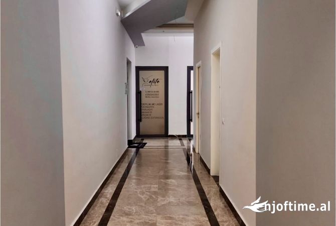 📣 QERA Ambient Zyre 📍 Myslym Shyri , Prane Tregut Cam ✨ 