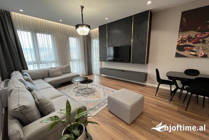 Shtepi me qera 2+1 ne Tirane - 1,300 Euro