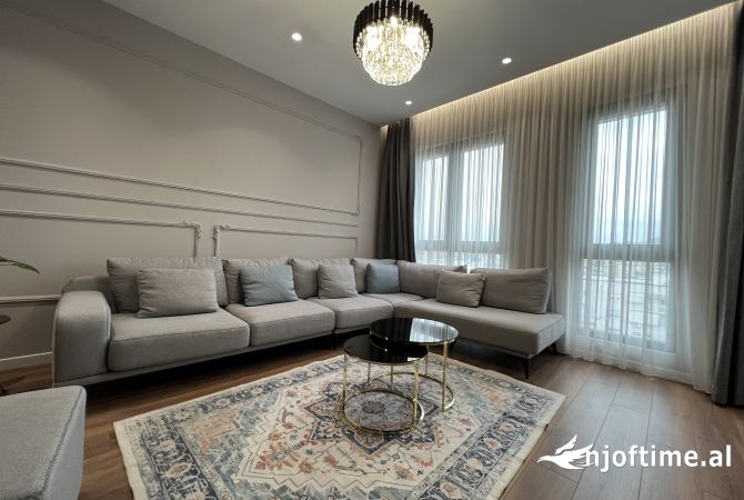 Shtepi me qera 2+1 ne Tirane - 1,300 Euro