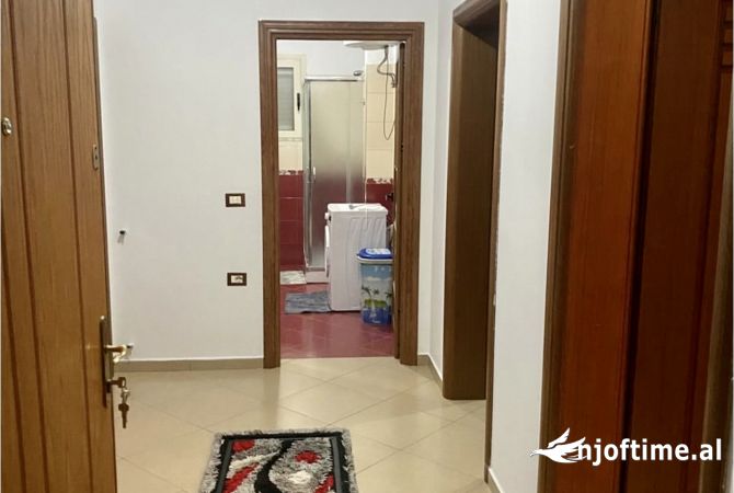 Shtepi me qera 2+1 ne Tirane - 35,000 Leke