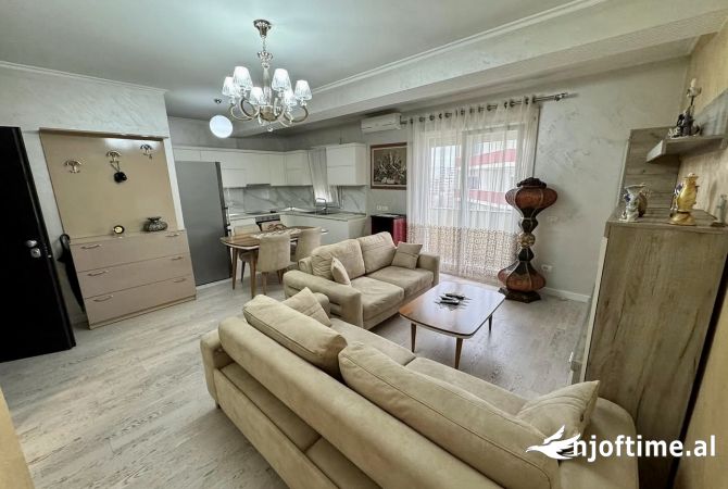 Shtepi me qera Apartament ne Tirane, 1+1, Mobilimi E mobiluar, Pagesa 500  Euro.