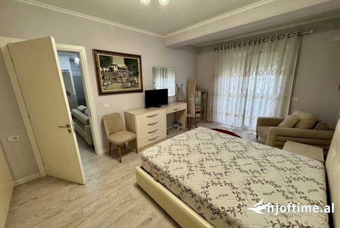 Shtepi me qera Apartament ne Tirane, 1+1, Mobilimi E mobiluar, Pagesa 500  Euro.