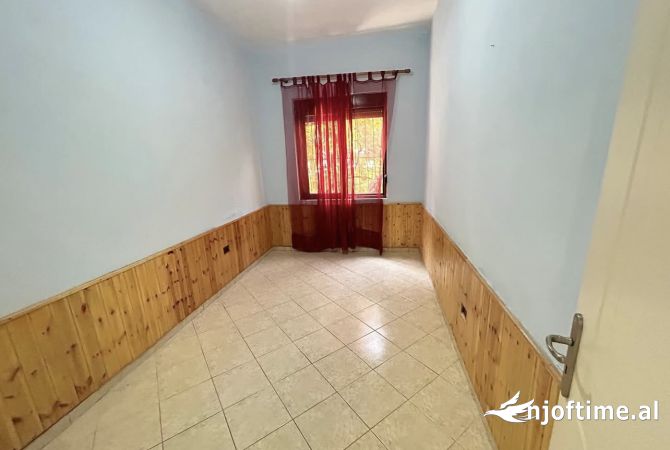 Shtepi me qera 3+1 ne Tirane - 45,000 Leke