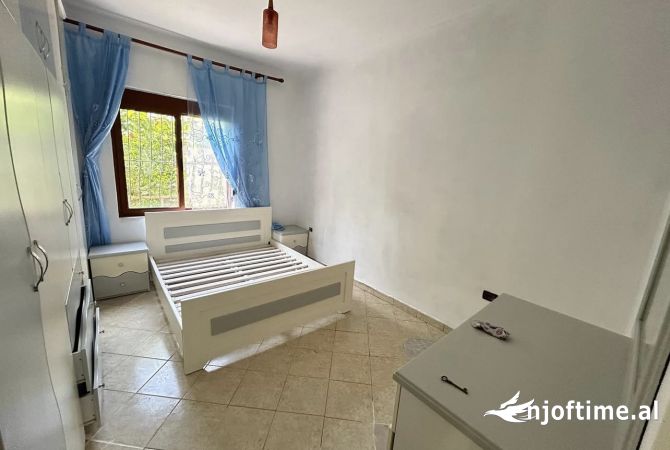 Shtepi me qera 3+1 ne Tirane - 45,000 Leke