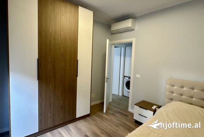 Shtepi me qera Apartament ne Tirane, 2+1, Mobilimi E mobiluar, Pagesa 650  Euro.