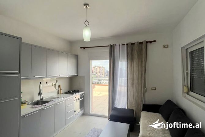 Shtepi me qera 1+1 ne Tirane - 500 Euro
