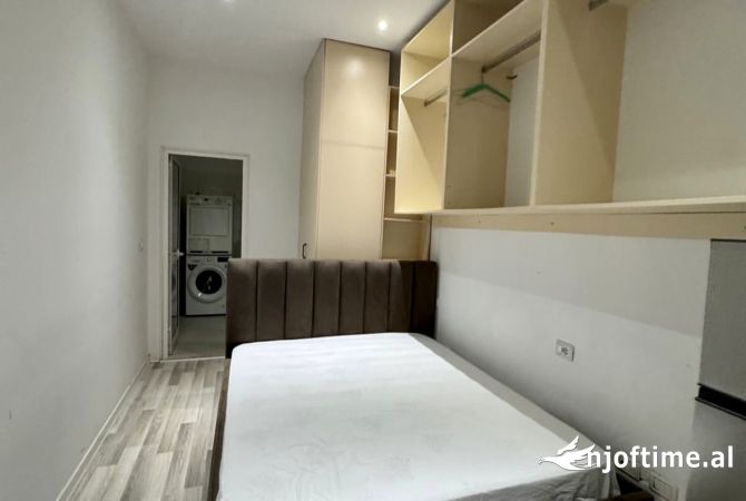 Shtepi me qera Garsoniere ne Tirane - 450 Euro