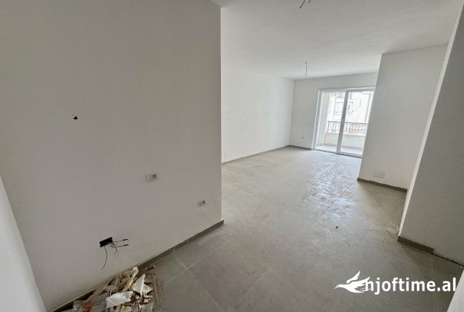 Apartment for rent in Tirana 1+1, Emty