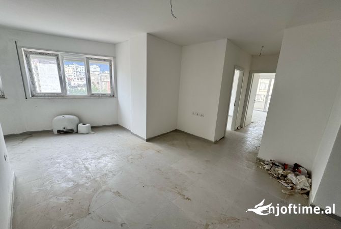 Shtepi me qera 2+1 ne Tirane - 650 Euro