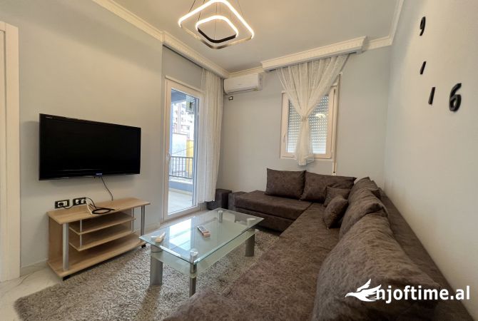 Shtepi me qera 1+1 ne Tirane - 450 Euro