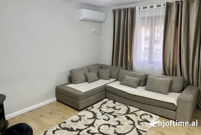 Shtepi me qera 1+1 ne Tirane - 55,000 Leke