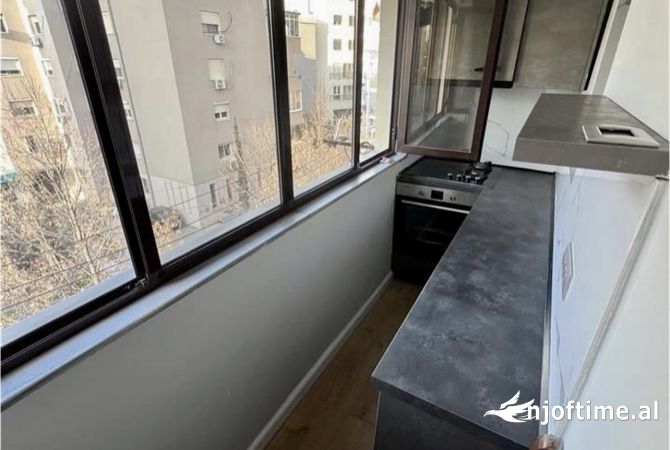 Shtepi me qera Apartament ne Tirane, 1+1, Mobilimi E mobiluar, Pagesa 55,000  Leke.