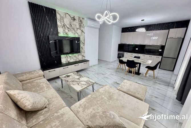 Shtepi me qera 2+1 ne Tirane - 800 Euro