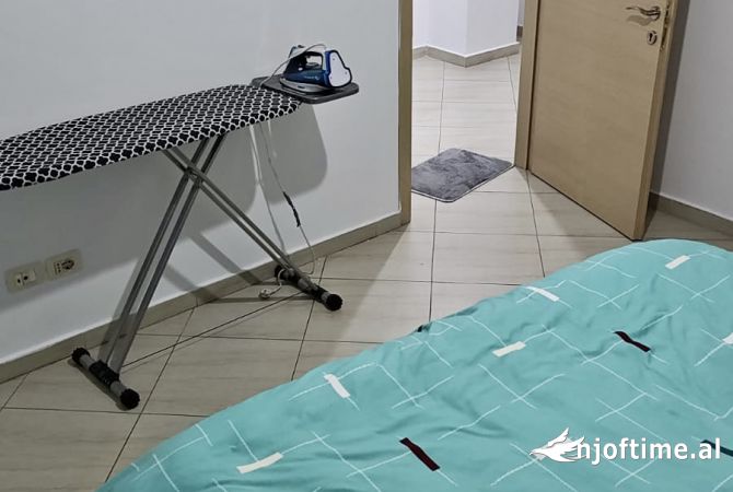 Shtepi me qera Apartament ne Tirane, 1+1, Mobilimi E mobiluar, Pagesa 400  Euro.