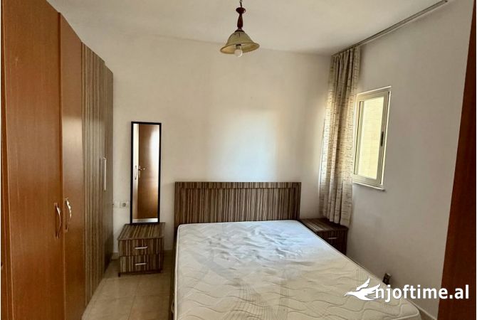 Shtepi me qera Apartament ne Tirane, 1+1, Mobilimi E mobiluar, Pagesa 39,000  Leke.