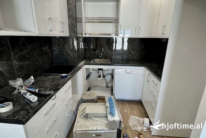 Shtepi ne shitje 1+1 ne Tirane - 100,000 Euro