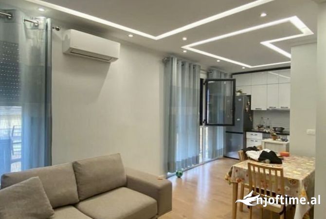 Shtepi me qera 1+1 ne Tirane - 60,000 Leke