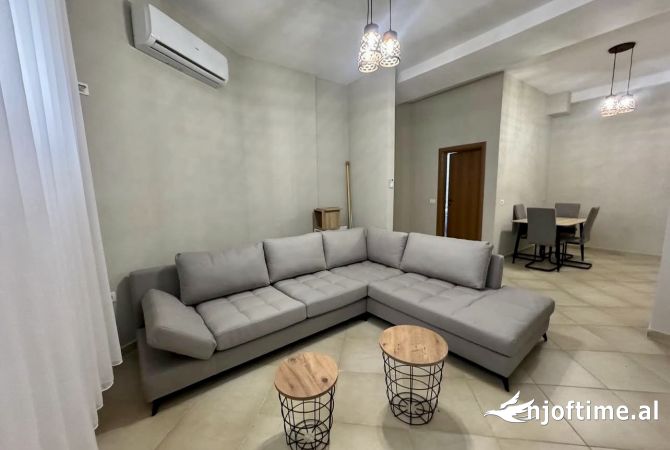 Shtepi ne shitje 2+1 ne Tirane - 80,000 Euro