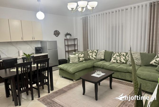 Shtepi me qera 2+1 ne Tirane - 550 Euro