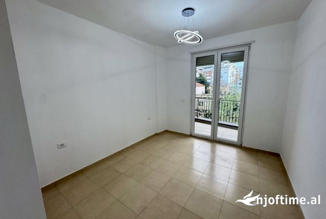 Casa in affitto 1+1 a Tirana - 350 Euro
