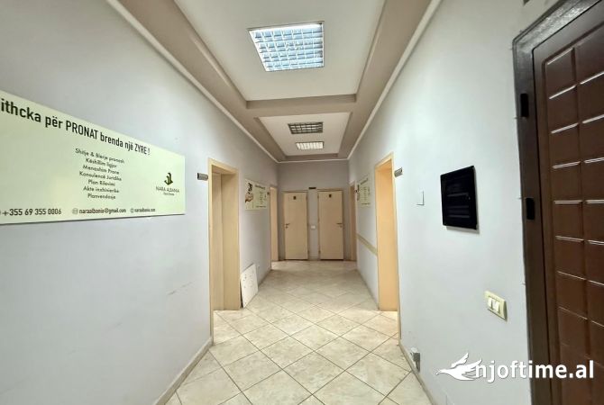 Ambient biznesi me qera 3+1 ne Tirane - 800 Euro