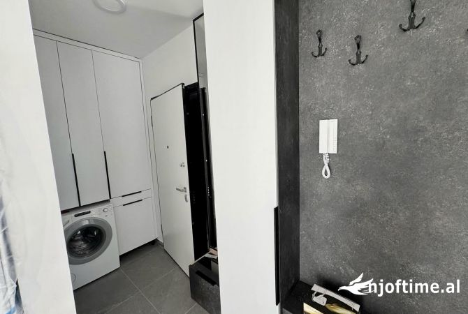 Shtepi me qera Apartament ne Tirane, 1+1, Mobilimi E mobiluar, Pagesa 600  Euro.