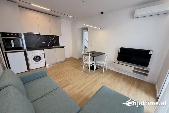 Shtepi ne shitje Apartament ne Tirane, 1+1, Mobilimi E mobiluar, Pagesa 195,000  Euro.