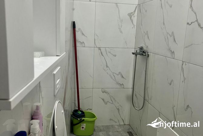 Shtepi me qera Apartament ne Tirane, 1+1, Mobilimi E mobiluar, Pagesa 500  Euro.