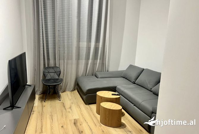 Shtepi me qera 1+1 ne Tirane - 500 Euro