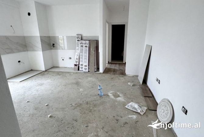 Shtepi ne shitje 1+1 ne Tirane - 75,000 Euro