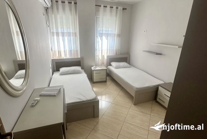 Shtepi me qera 2+1 ne Tirane - 45,000 Leke