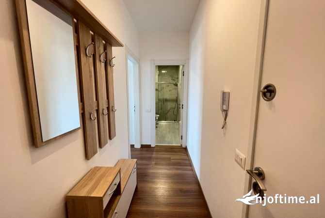 Shtepi me qera Apartament ne Tirane, 1+1, Mobilimi E mobiluar, Pagesa 580  Euro.