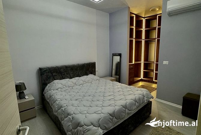 Shtepi me qera Apartament ne Tirane, 1+1, Mobilimi E mobiluar, Pagesa 650  Euro.