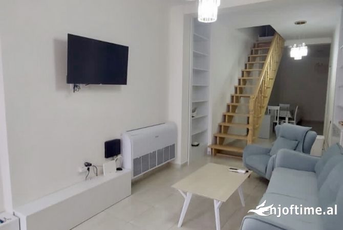 Shtepi me qera 2+1 ne Tirane - 65,000 Leke