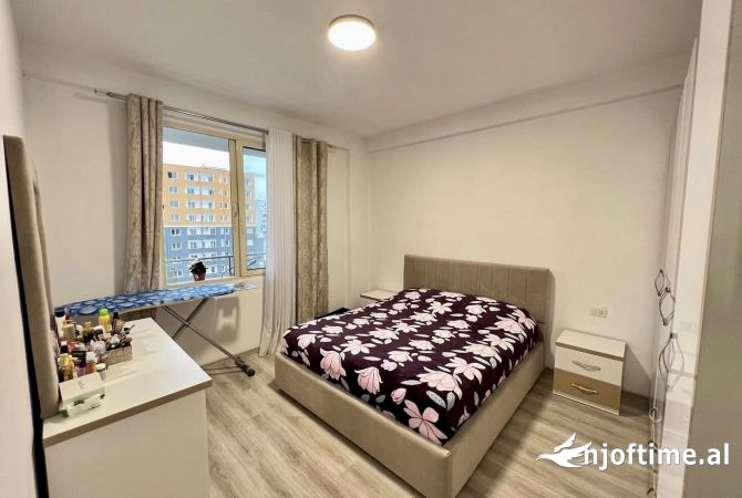 Shtepi me qera Apartament ne Tirane, 1+1, Mobilimi E mobiluar, Pagesa 500  Euro.